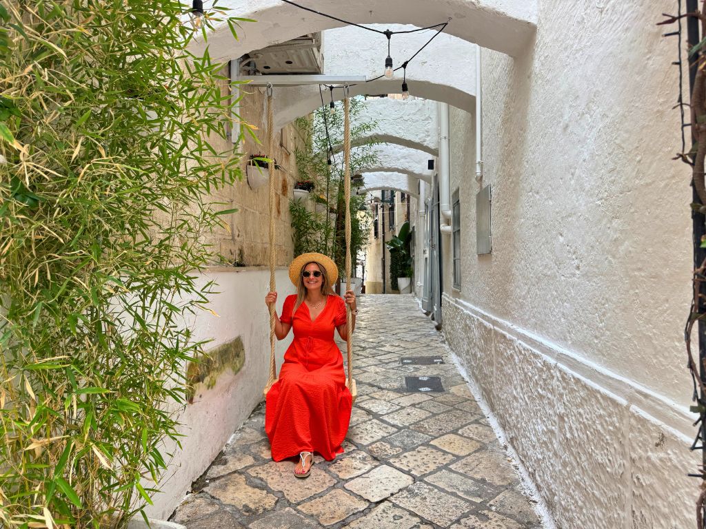 Calles originales de Monopoli Ruta por la Puglia en 5 días
