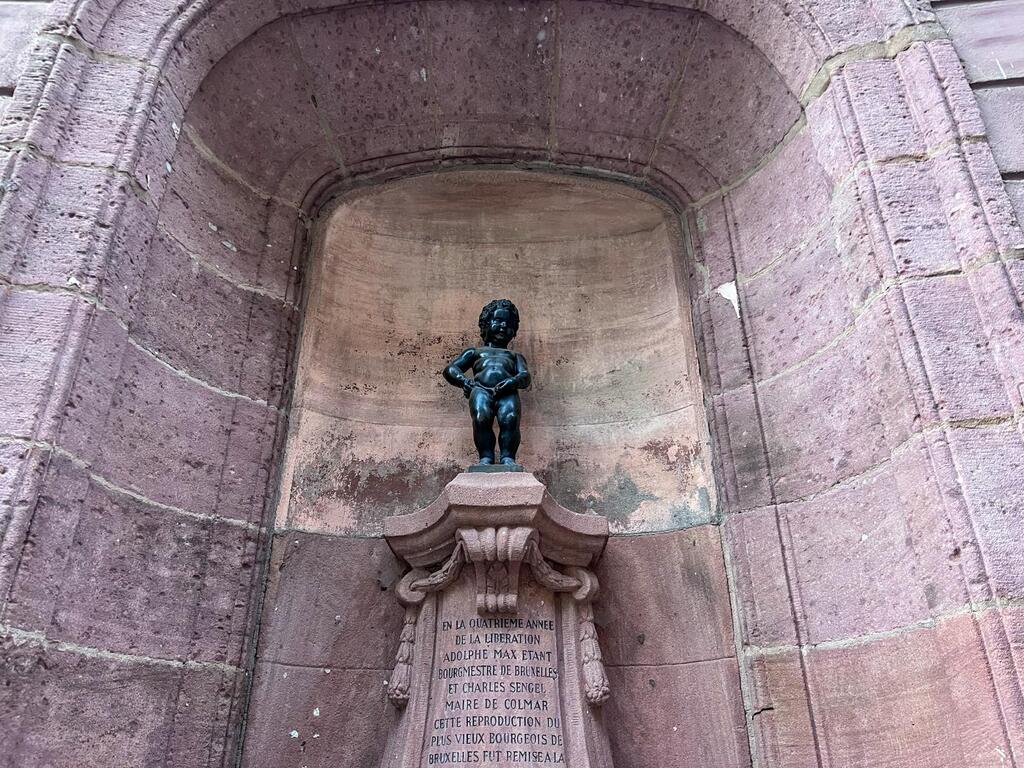 Manneken Pis Colmar en Navidad