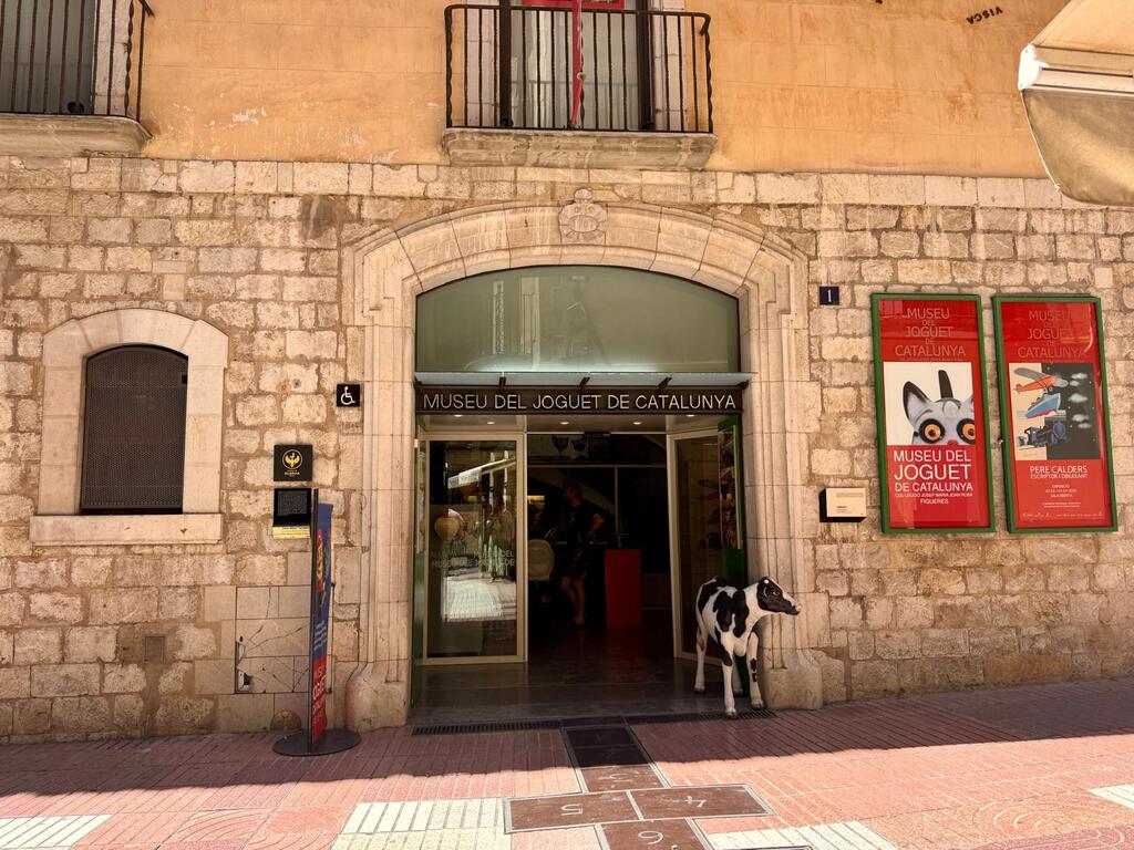 Entrada del museo del joguet de Catalunya Girona