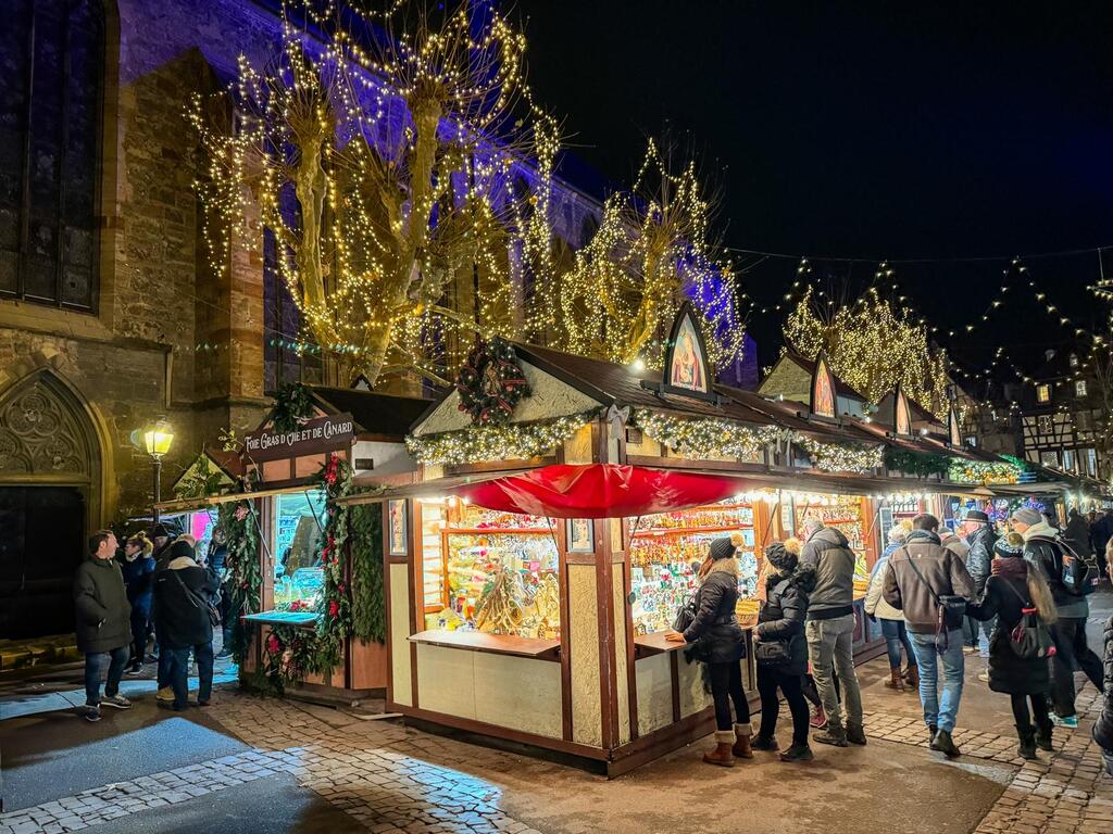 Place Des Dominicains Colmar en Navidad