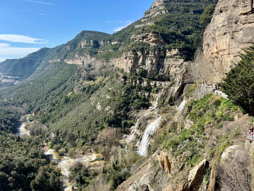 Vistas de los saltos de agua