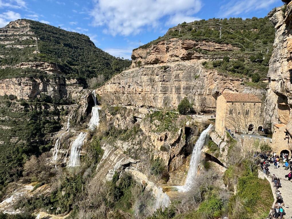 Panoramica de Sant Miquel del Fai